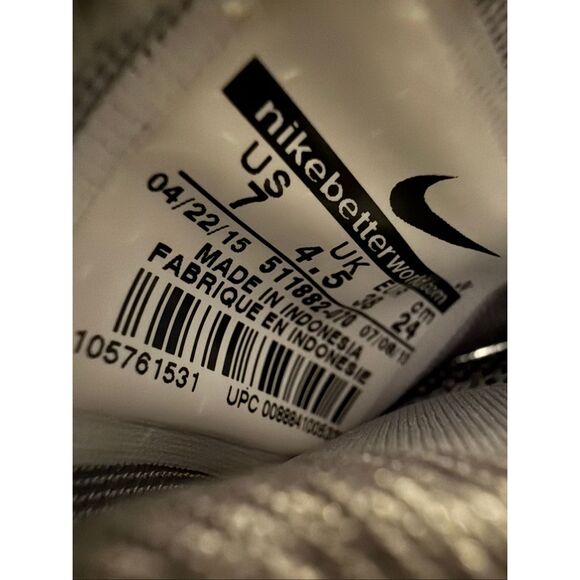 Nike Roshe One Lace Up Low Top Athletic Running Sneakers Gray Gold Size 7 - Picture 5 of 5